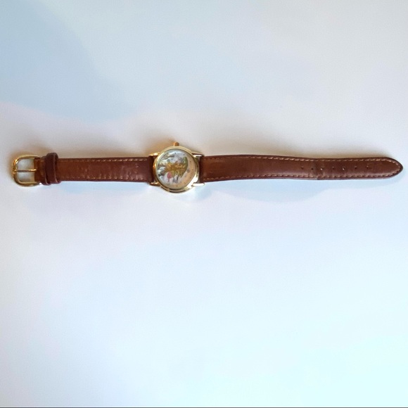 ⚡️Host Pick⚡️Limited Edition Vintage Pooh Snowflake Watch #849 of 1000🌟 - Picture 6 of 16